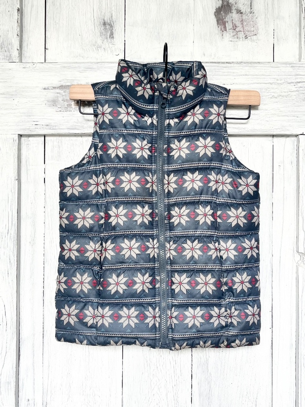 Old Navy-Girl's-Blue-Patterned Puffer Vest-Size: S (6-7)